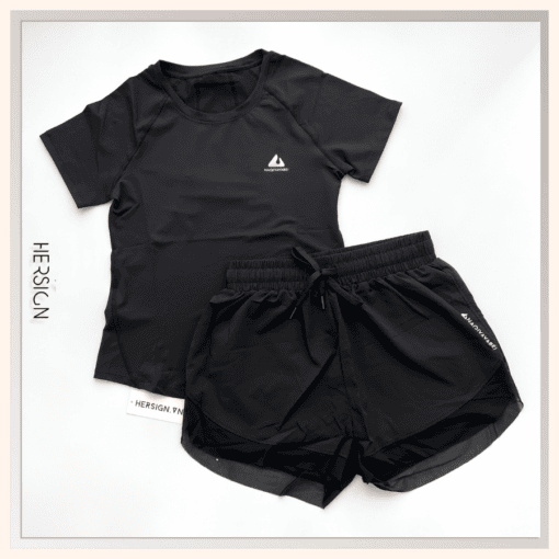 all-black-phong-cach-toi-gian-nhung-khong-nham-chan