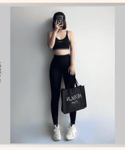 all-black-phong-cach-toi-gian-nhung-khong-nham-chan