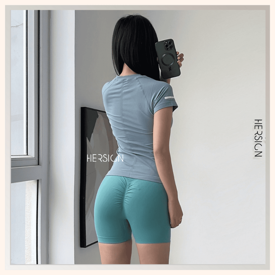 set-do-tap-gym-nu-do-chay-bo-nu-ao-thun-quan-short-hersign-smixa13n22a-14