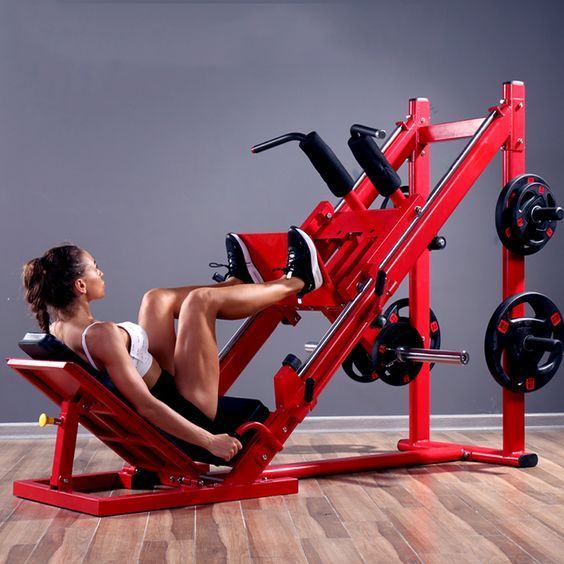 suc-manh-ket-hop-cac-mon-the-thao-gym-yoga-va-chay-bo