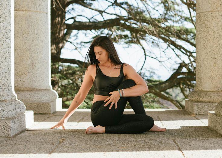 yoga-thang-12-31-ngay-tap-trung-su-linh-hoat-can-bang