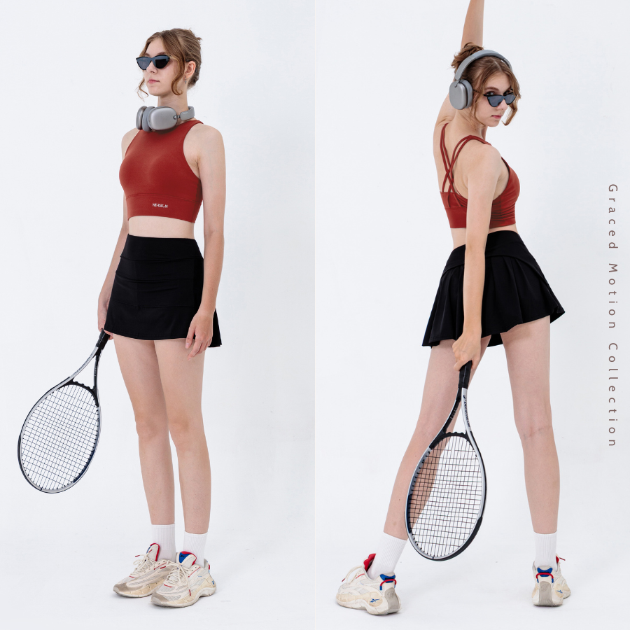 hersign-set-do-tap-tennis-pickleball-nu-bo-vay-the-thao-choi-cau-long-nu-chan-vay-chu-a-smixb21v05a-bst-hersign-graced-motion-5