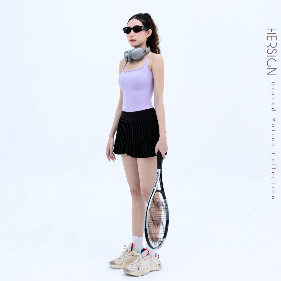 hersign-set-vay-tennis-nu-bo-vay-the-thao-choi-pickleball-cau-long-nu-ao-tanktop-chan-vay-xoe-smixa24v07a-bst-hersign-graced-motion-2